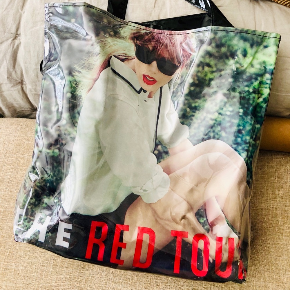 Taylor Swift Red Tour VIP bundle